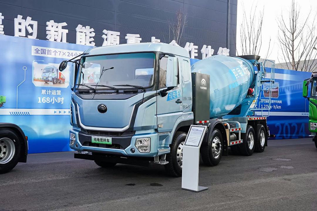 实力见证 | 多款新品首发，，pg电子重卡春季新品宣布会盛大举行