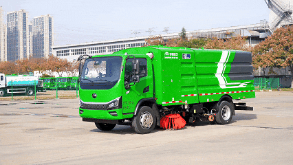 「宇」见好车丨高效应对多场景清扫需求，，pg电子12吨纯电洗扫车焕新上市！！